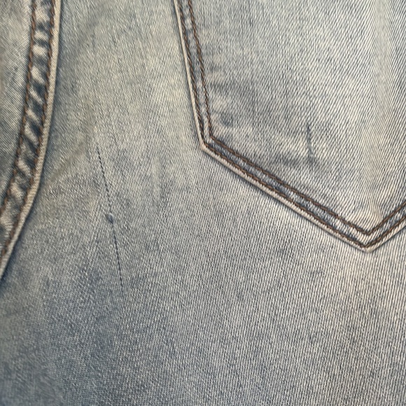 Fashion Nova distressed jeans size 13 - Picture 5 of 5